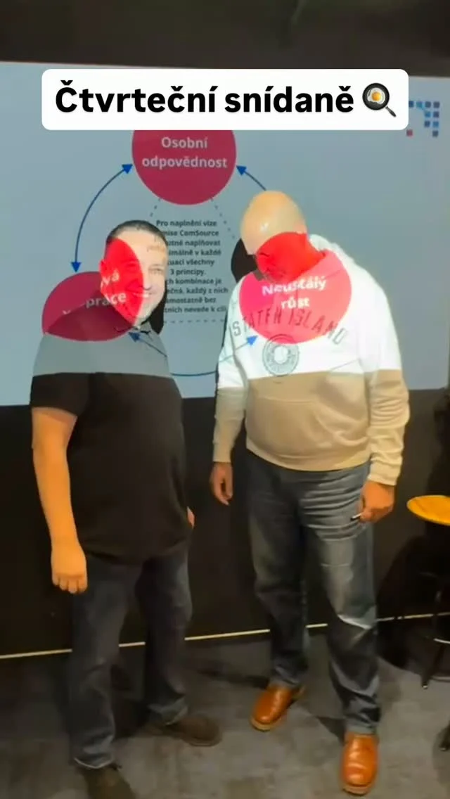 Jeden čtvrtek každý měsíc - společná snídaně, kde máme moznost se nejen dobře najíst (Kláry fantastická vajíčka) ale máme prostor i pro neformální sdílení. Je to fajn. #comsource #companylife